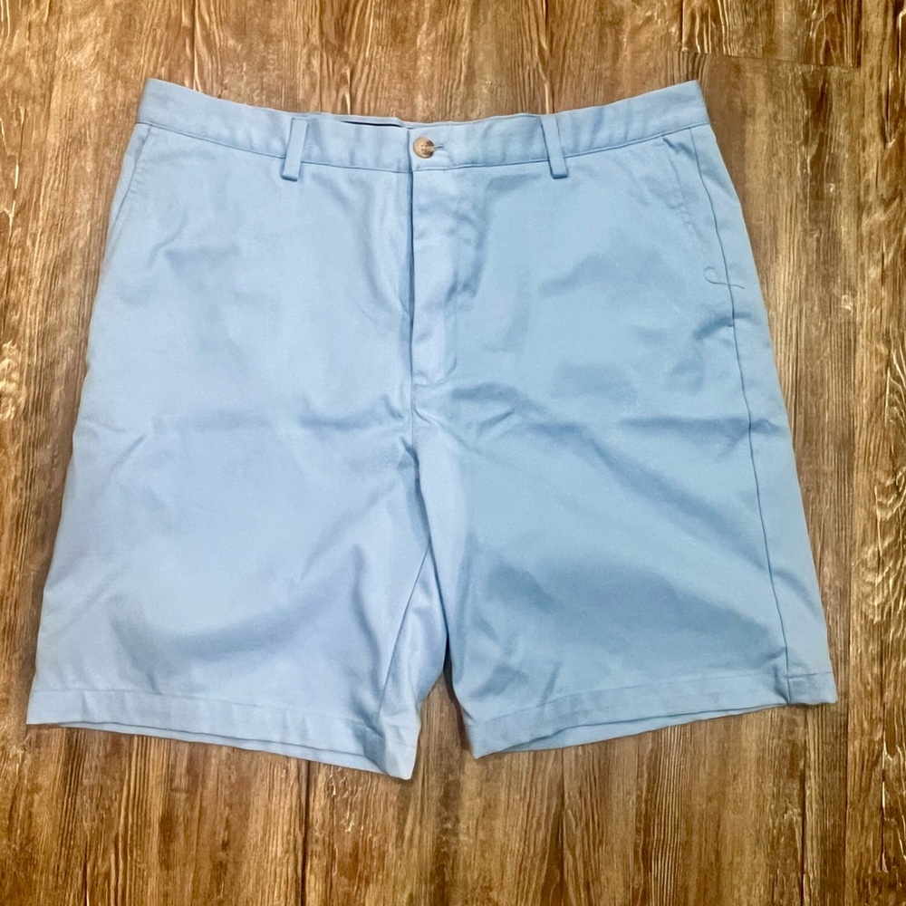 Vineyard Vines links short